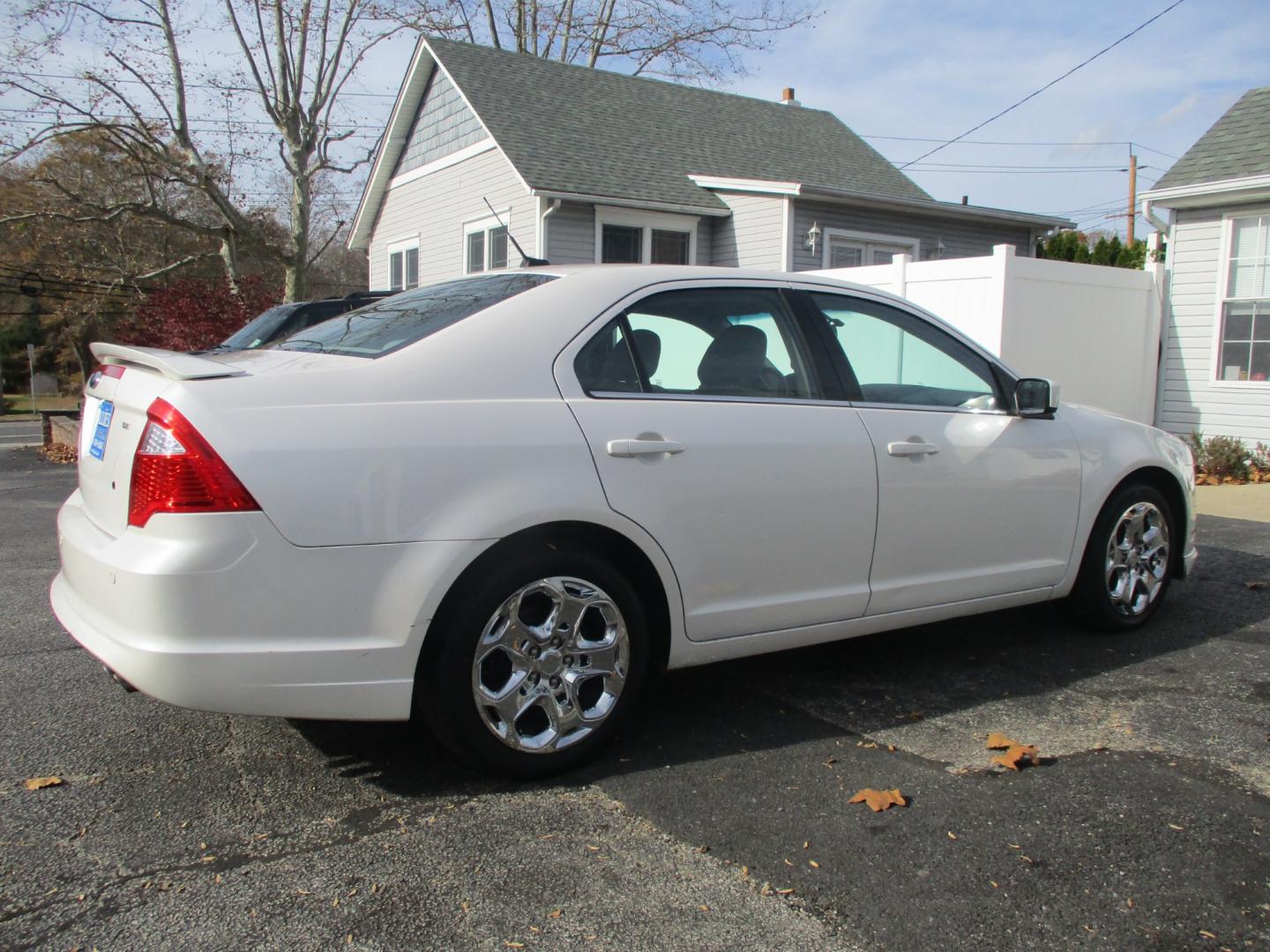 2010 WHITE Ford Fusion (3FAHP0HA0AR) , AUTOMATIC transmission, located at 540a Delsea Drive, Sewell, NJ, 08080, (856) 589-6888, 39.752560, -75.111206 - Photo#7